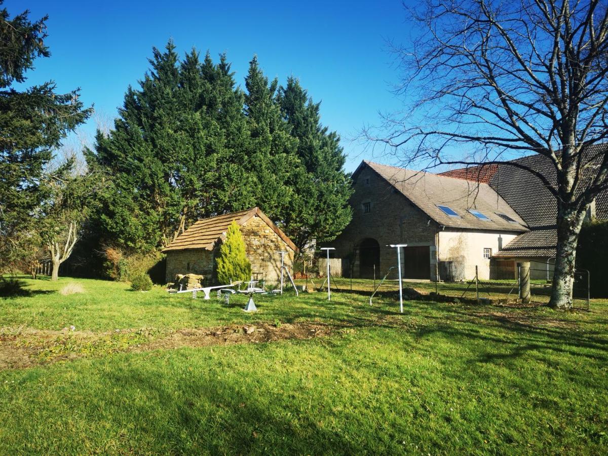 Domaine De L'Esperance, Chambre Rose Bed & Breakfast Bersaillin Exterior photo