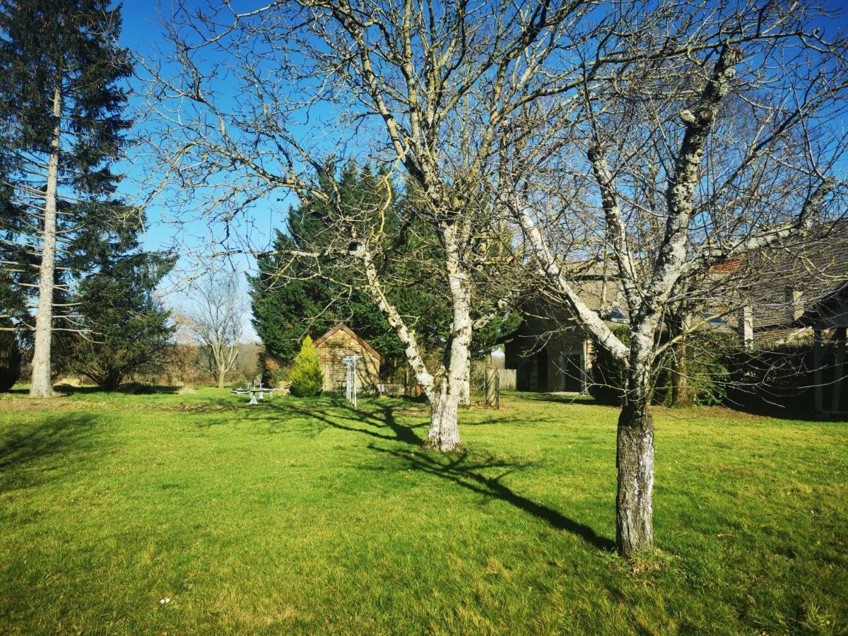 Domaine De L'Esperance, Chambre Rose Bed & Breakfast Bersaillin Exterior photo